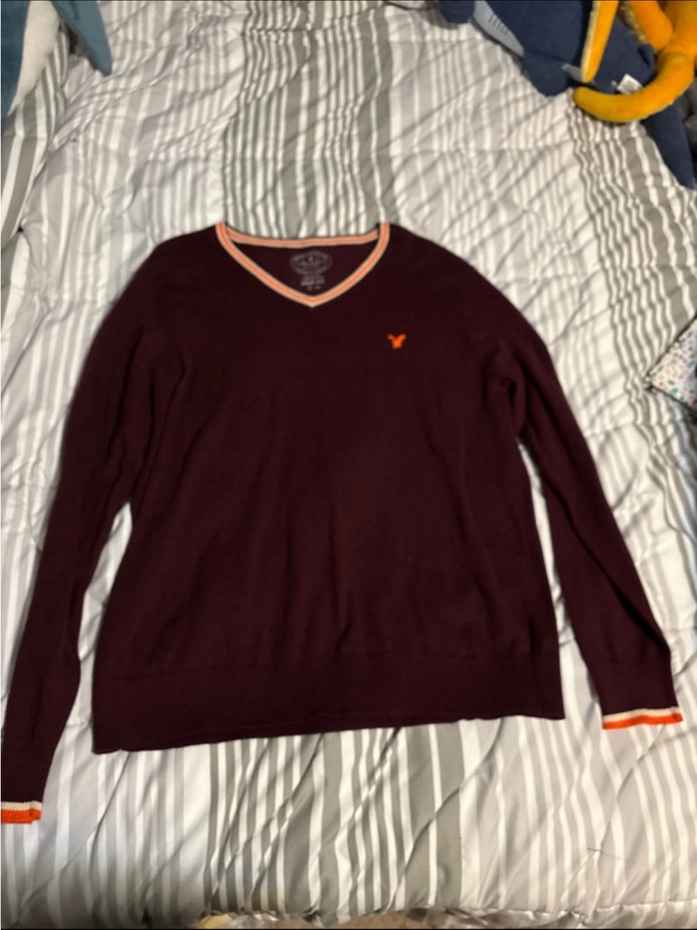 American Eagle Outfitters Men's V-Neck Sweater in Burgundy with Orange Accents